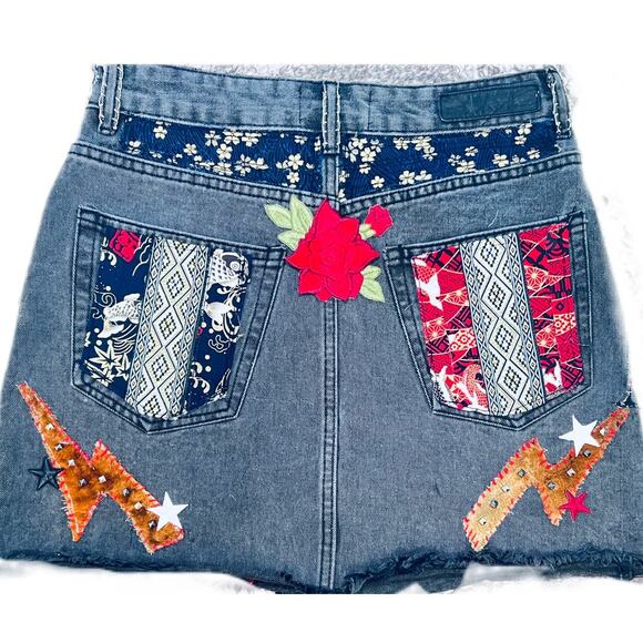 Women's Cotton On Black Denim Mini Skirt , Reworked, skulls, stars, patches pins - Picture 2 of 8